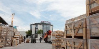 Ικτίνος: Επένδυση 10 εκατ. στο εργοστάσιο της εταιρείας Λαζαρίδης Μάρμαρα