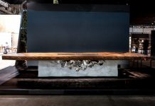 Carrara marble and millennial wood: here is the 2 million euro table