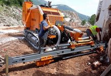 COMMANDER DRILL: Is a DTH drill rig especially designed for marble and granite quarries