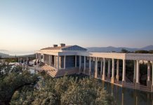 Discover AMANZOE, a combination of Natural Stones and Water