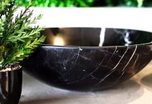 Between history and modernity: marble as a symbol of beauty and prestige