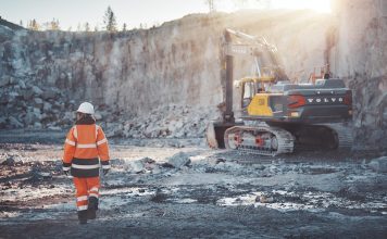 Volvo CE annuncia un investimento strategico nella produzione globale di escavatori cingolati