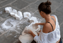 CaRT — Creativi in Dialogo: 120 artisti ridisegnano il centro storico di Carrara